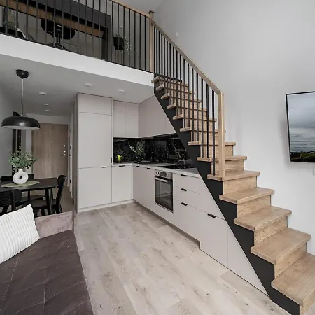 Loft 61 *